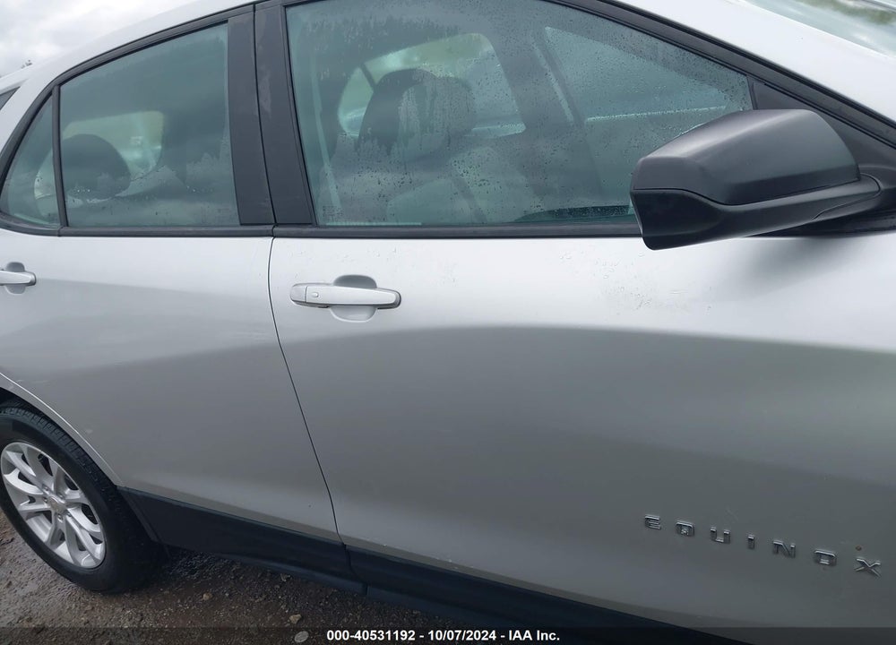 2020 CHEVROLET EQUINOX FWD LS VIN: 3GNAXHEV1LS736047