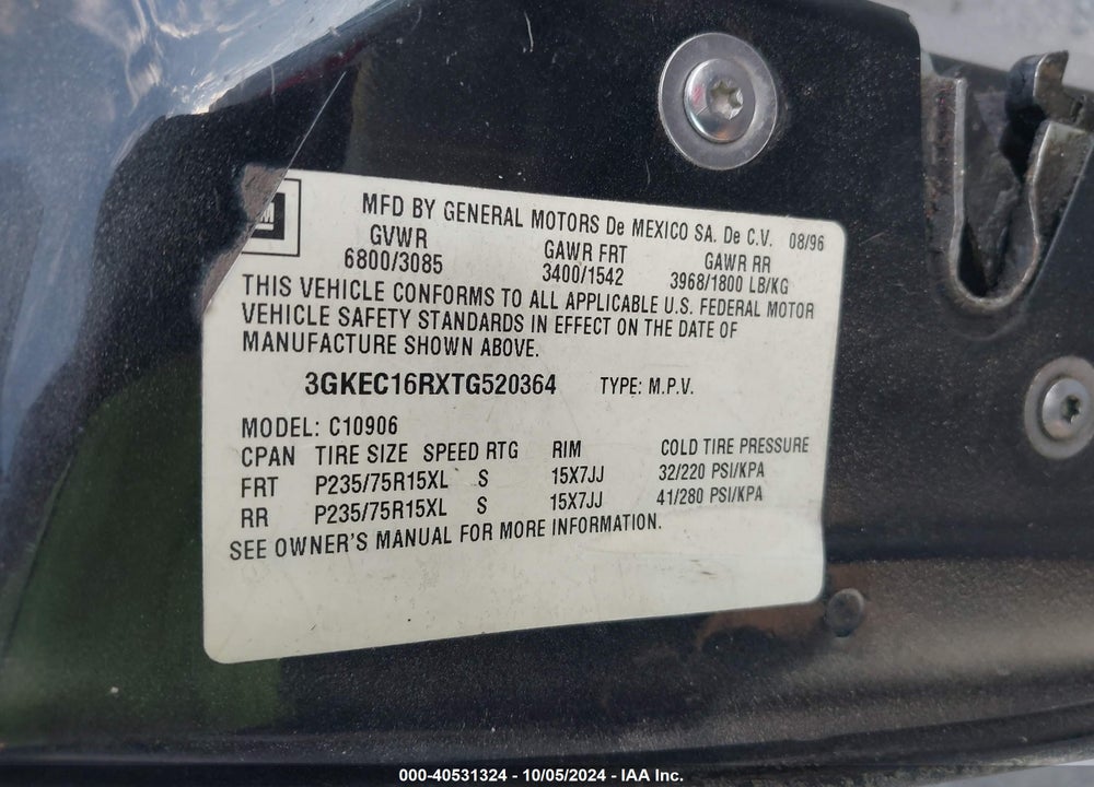 1996 GMC SUBURBAN C1500 VIN: 3GKEC16RXTG520364
