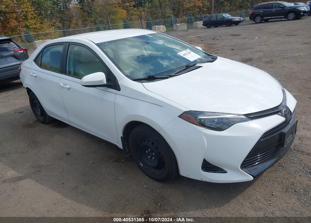 2018 TOYOTA COROLLA LE VIN: 2T1BURHE8JC116751
