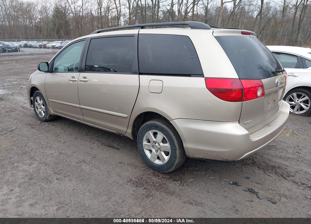 2007 TOYOTA SIENNA XLE VIN: 5TDZK22C77S055413