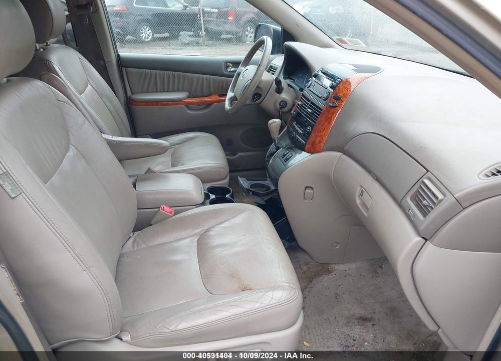 2007 TOYOTA SIENNA XLE VIN: 5TDZK22C77S055413