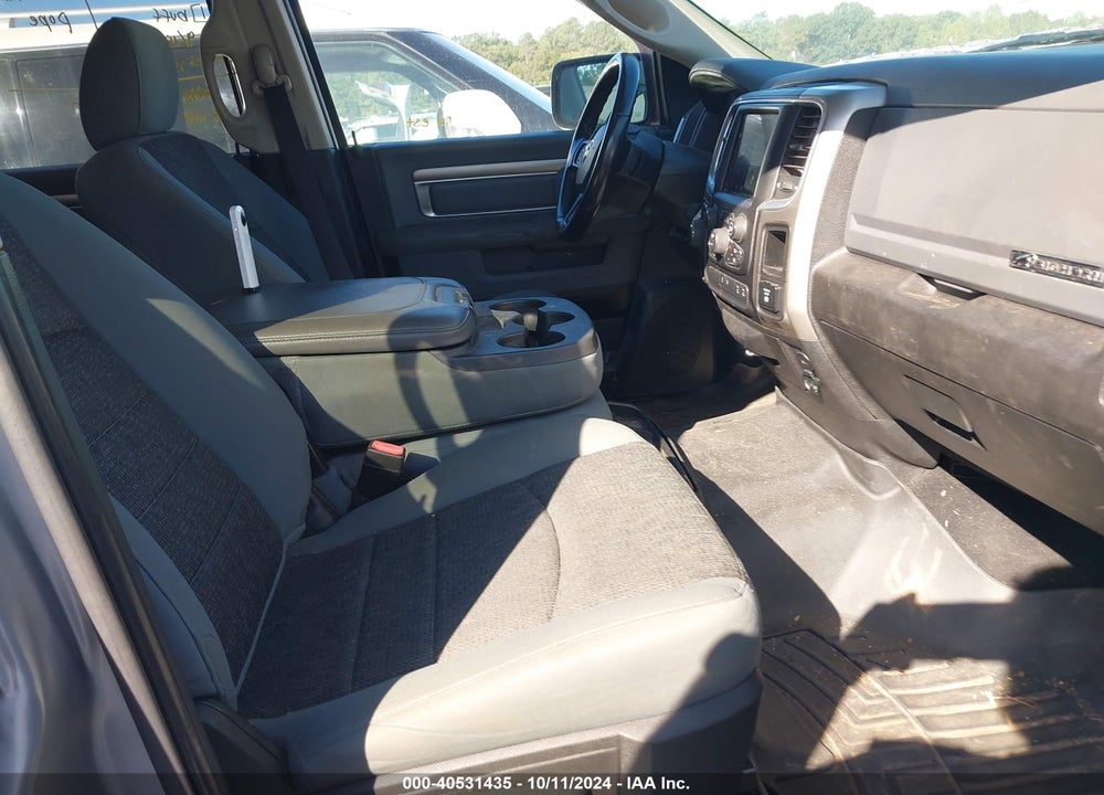 2019 RAM 1500 CLASSIC BIG HORN 4X2 6'4 BOX VIN: 1C6RR6TT3KS683414