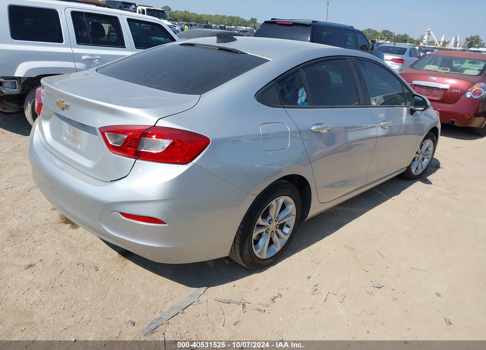 2019 CHEVROLET CRUZE LS VIN: 1G1BC5SM1K7149078