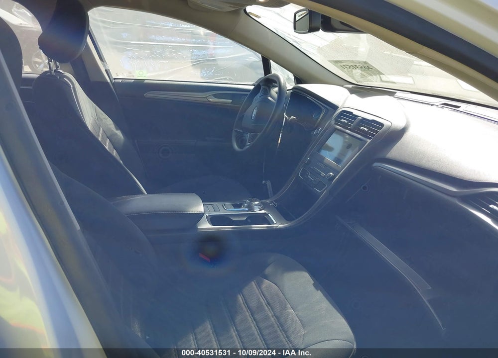 2020 FORD FUSION SE VIN: 3FA6P0HD1LR232582