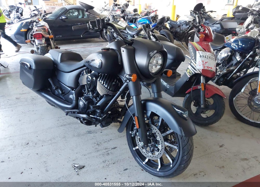 2024 INDIAN MOTORCYCLE CO. SPRINGFIELD DARK HORSE VIN: 56KTJDBBXR3423707