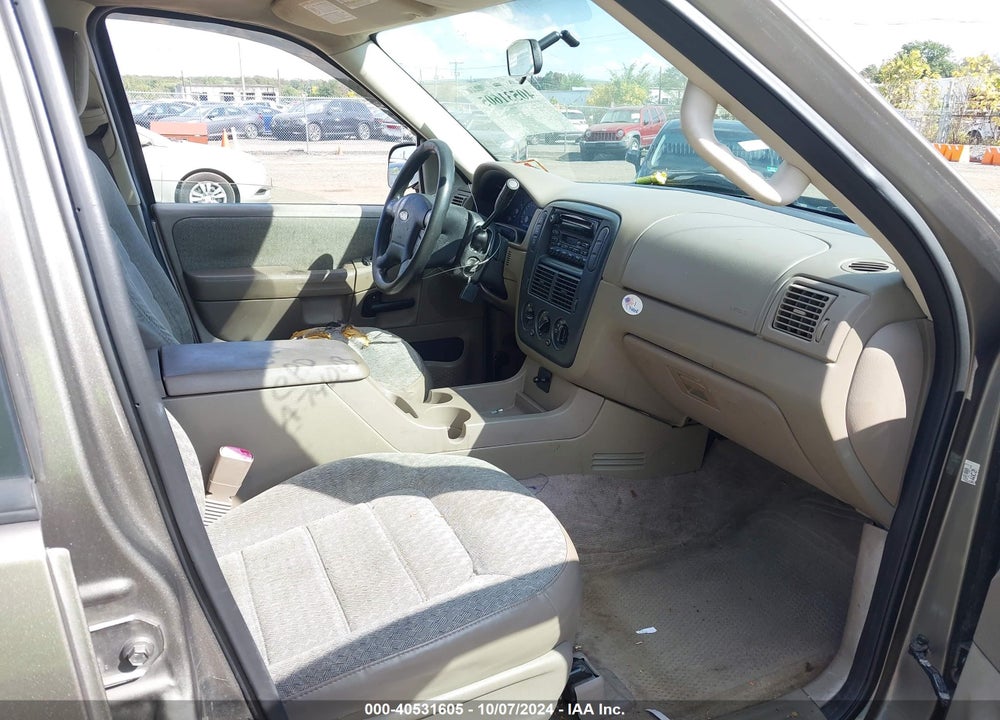 2003 FORD EXPLORER XLS VIN: 1FMZU72K63UA74003