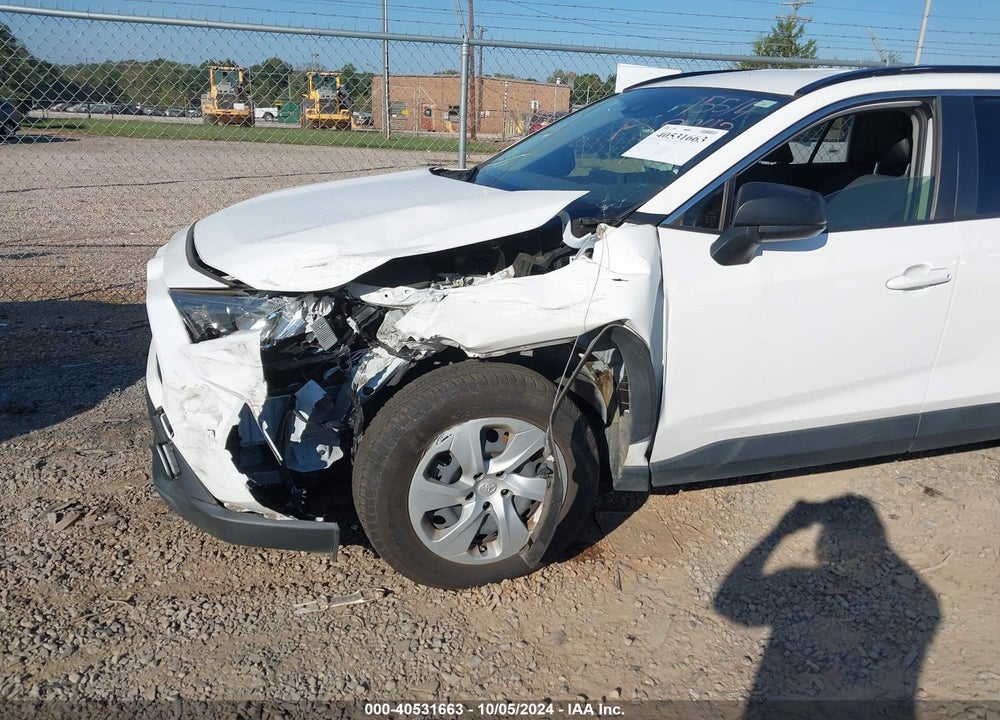 2019 TOYOTA RAV4 LE VIN: JTMH1RFV8KD039843