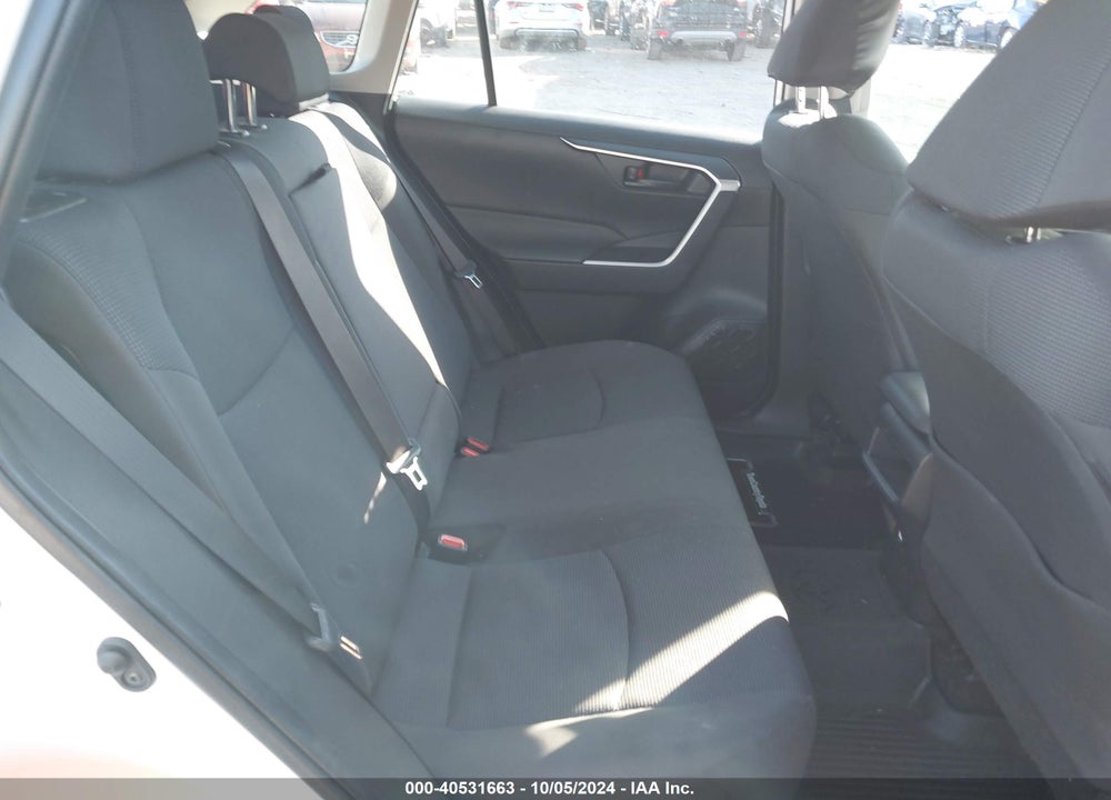 2019 TOYOTA RAV4 LE VIN: JTMH1RFV8KD039843