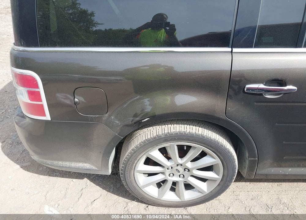 2011 FORD FLEX SEL VIN: 2FMHK6CT2BBD18107