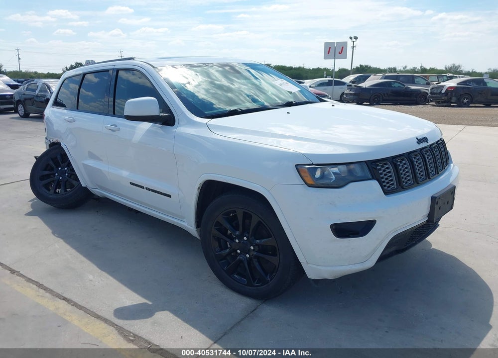 2017 JEEP GRAND CHEROKEE ALTITUDE 4X4 VIN: 1C4RJFAG7HC704368