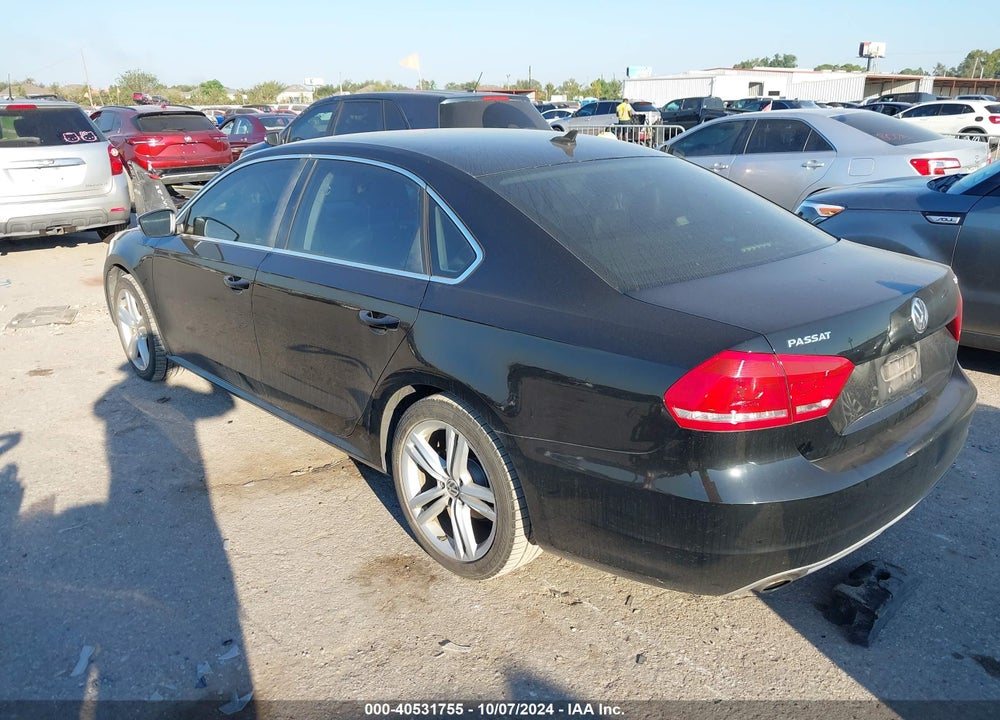 2014 VOLKSWAGEN PASSAT 1.8T SE VIN: 1VWBS7A31EC077919