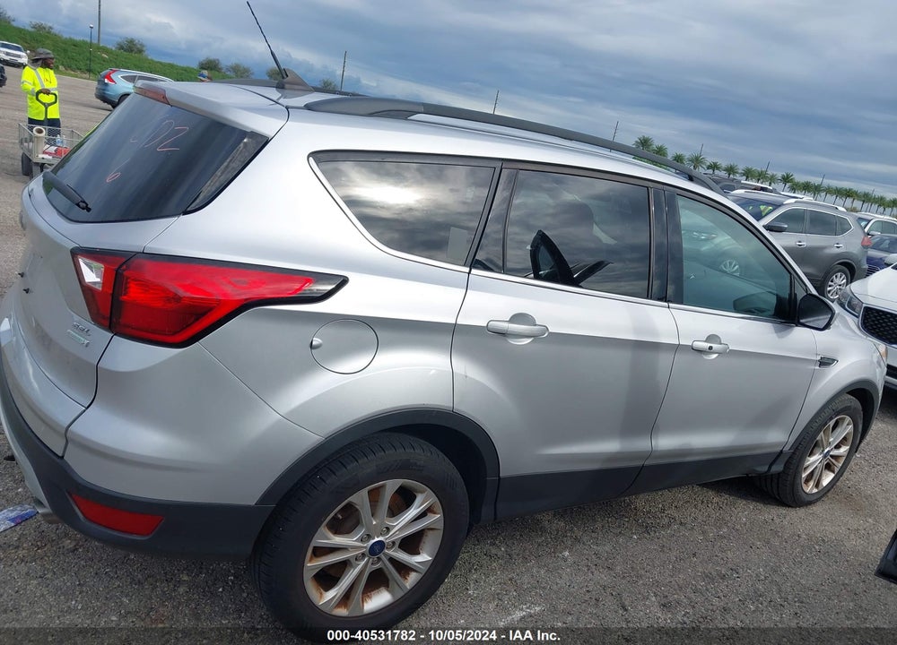 2019 FORD ESCAPE SEL VIN: 1FMCU0HD0KUB21384