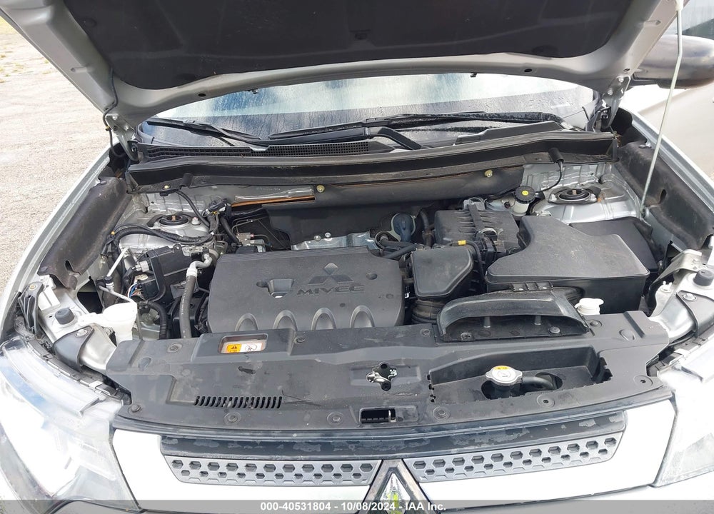 2019 MITSUBISHI OUTLANDER ES VIN: JA4AD2A31KZ021896