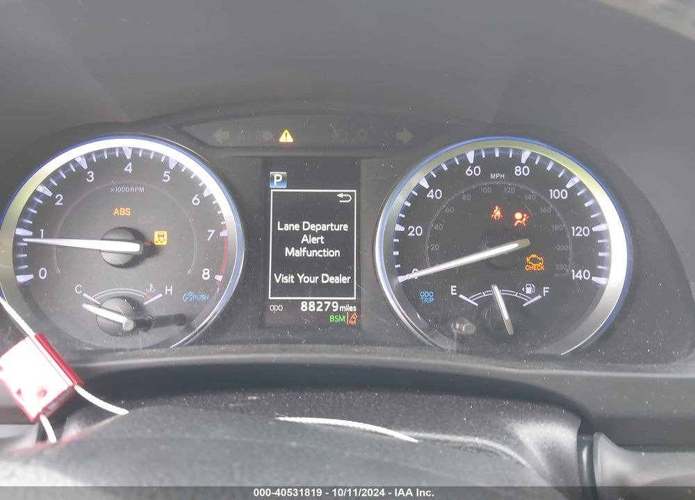 2019 TOYOTA HIGHLANDER XLE VIN: 5TDJZRFH2KS965762