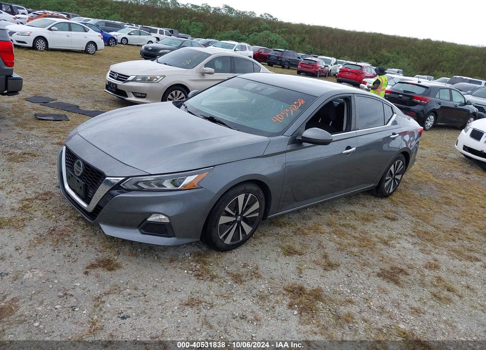2021 NISSAN ALTIMA SV FWD VIN: 1N4BL4DV2MN370295