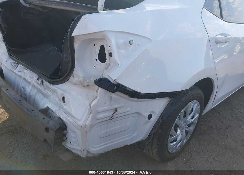 2017 TOYOTA COROLLA LE VIN: 5YFBURHE9HP617562