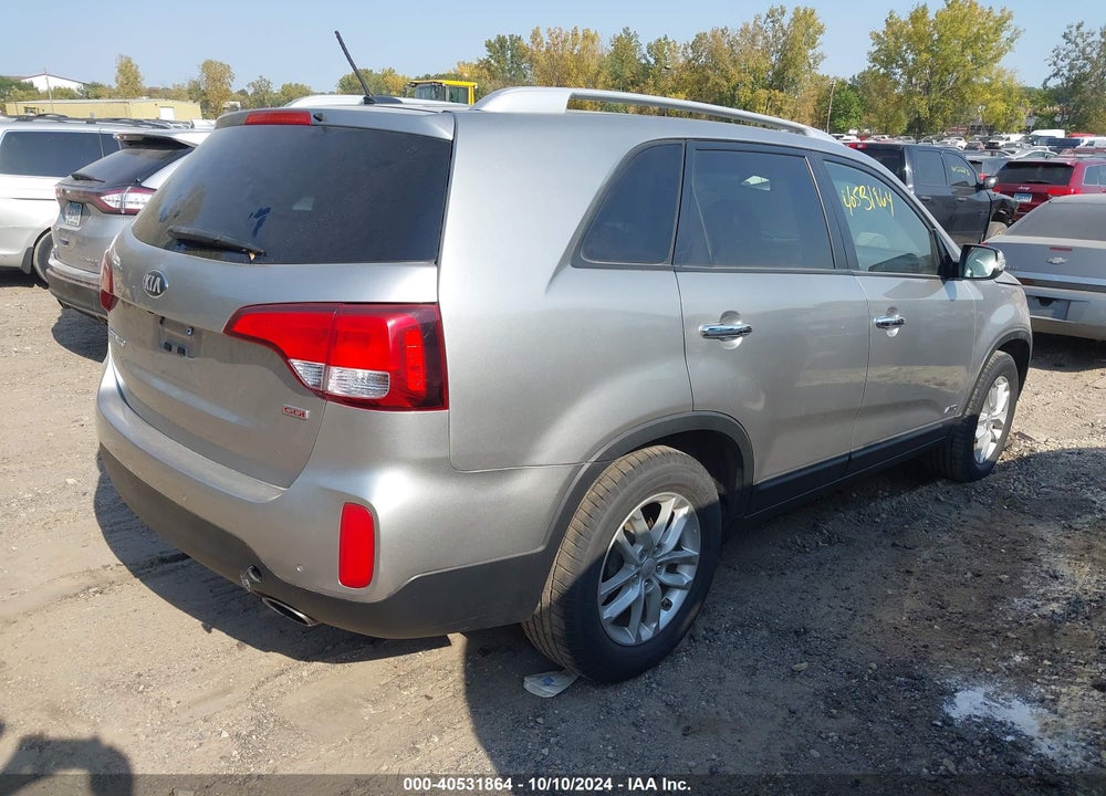 2014 KIA SORENTO LX V6 VIN: 5XYKTDA7XEG469374