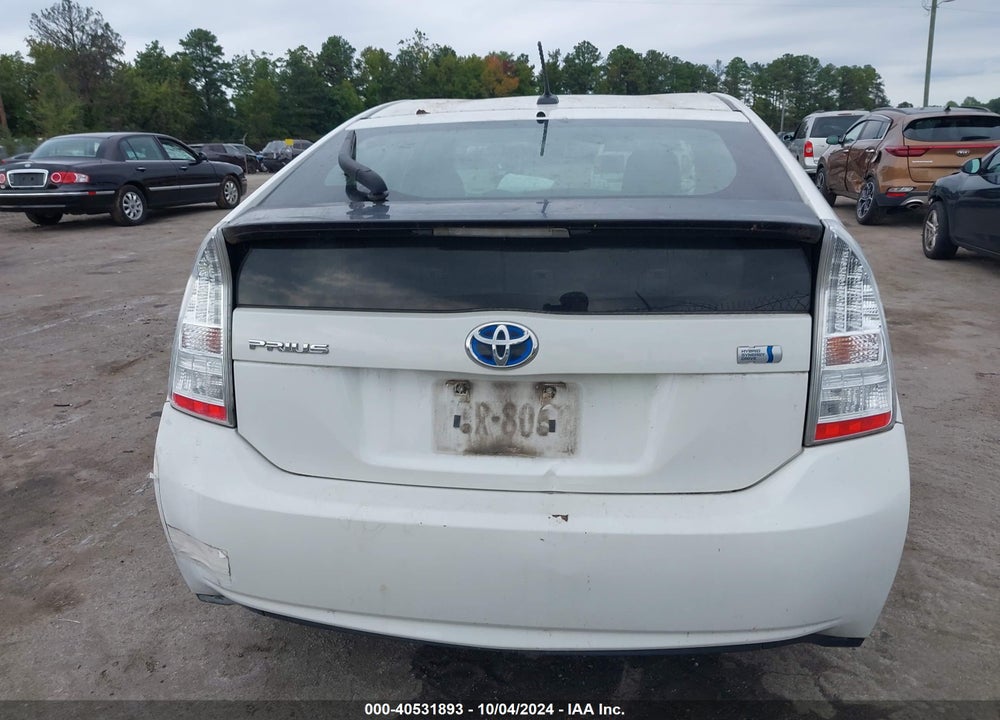 2011 TOYOTA PRIUS TWO VIN: JTDKN3DU2B0256636