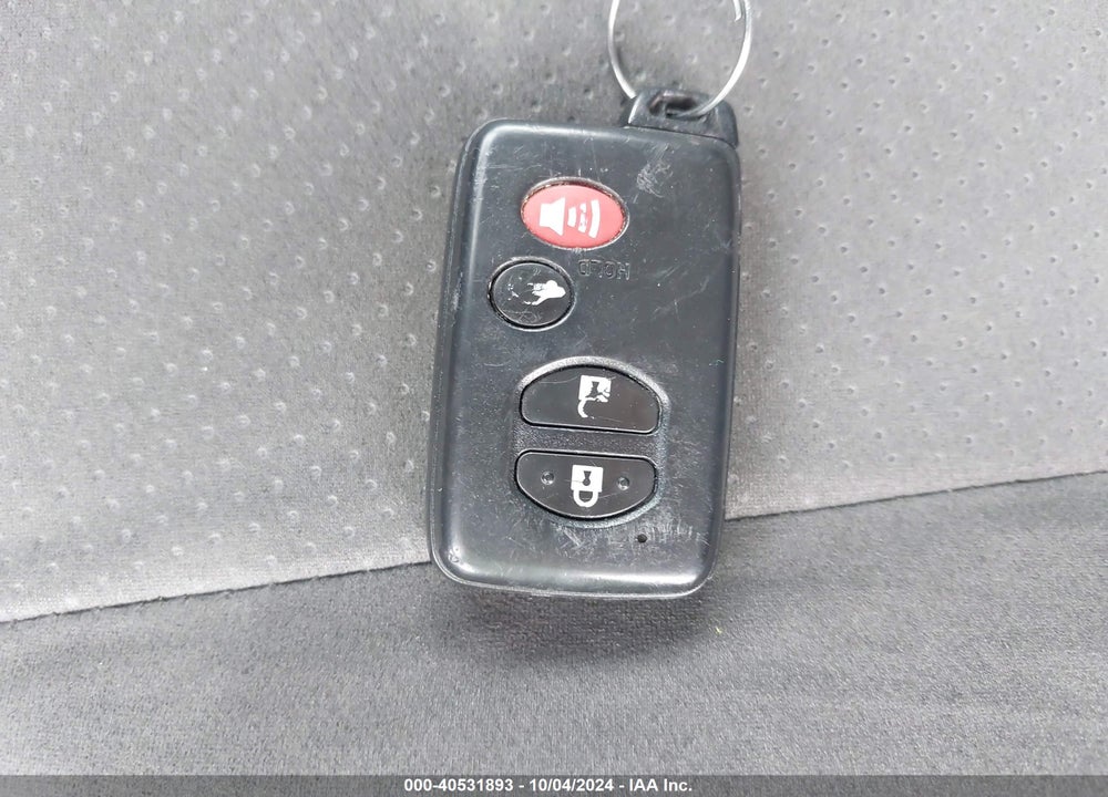 2011 TOYOTA PRIUS TWO VIN: JTDKN3DU2B0256636