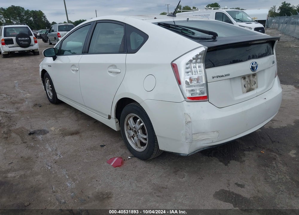2011 TOYOTA PRIUS TWO VIN: JTDKN3DU2B0256636
