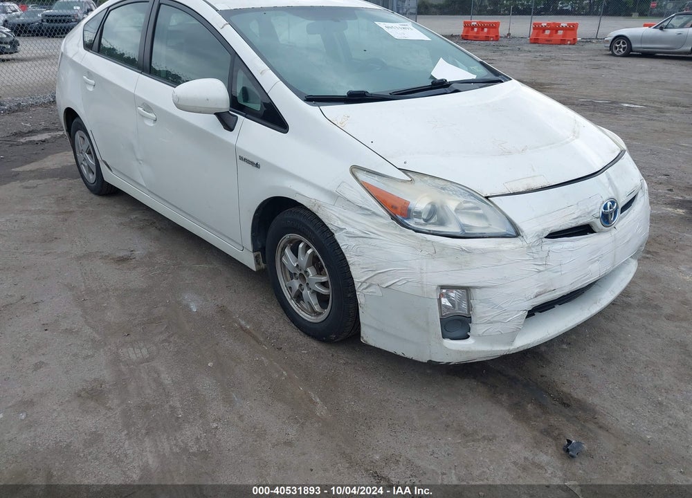 2011 TOYOTA PRIUS TWO VIN: JTDKN3DU2B0256636