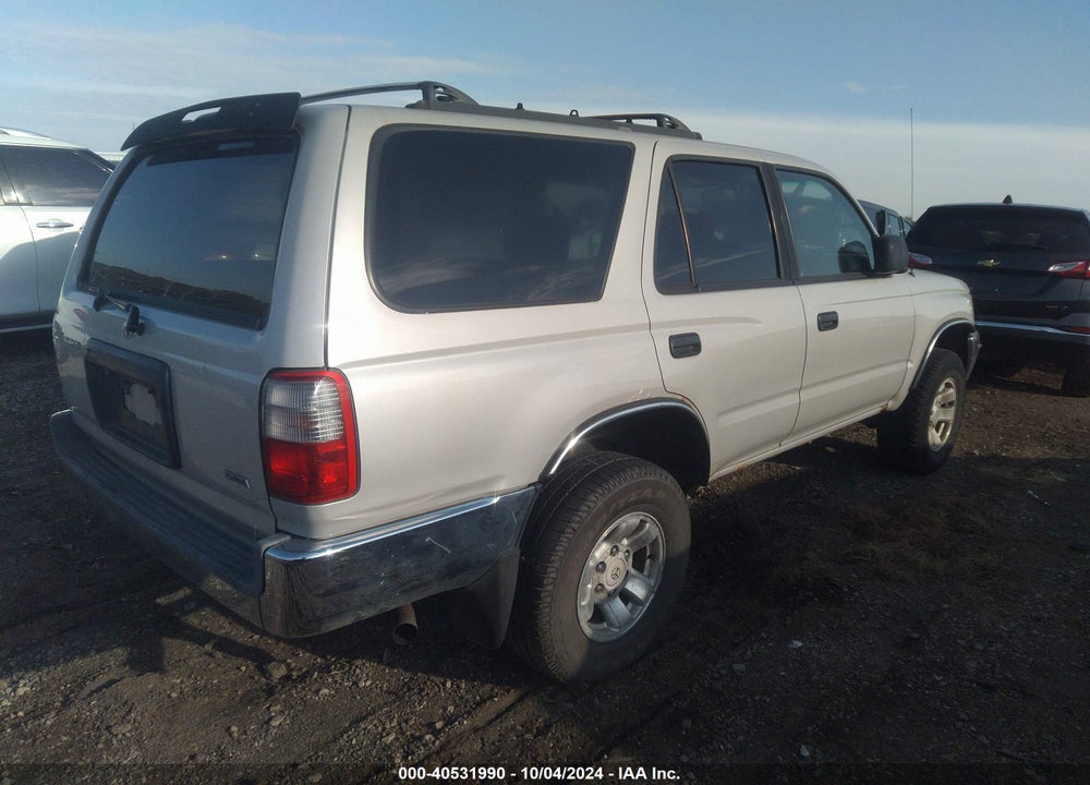 2000 TOYOTA 4RUNNER VIN: JT3GM84R5Y0061841