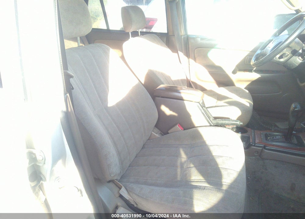 2000 TOYOTA 4RUNNER VIN: JT3GM84R5Y0061841