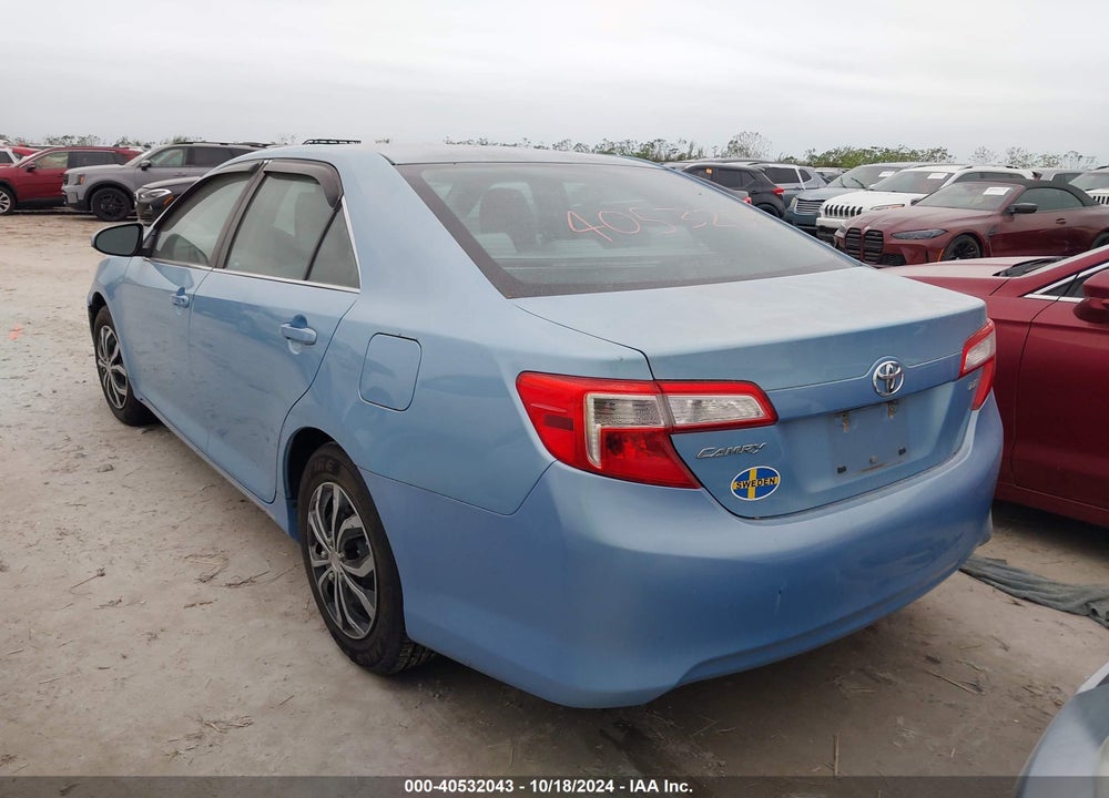 2014 TOYOTA CAMRY LE VIN: 4T1BF1FK6EU749452