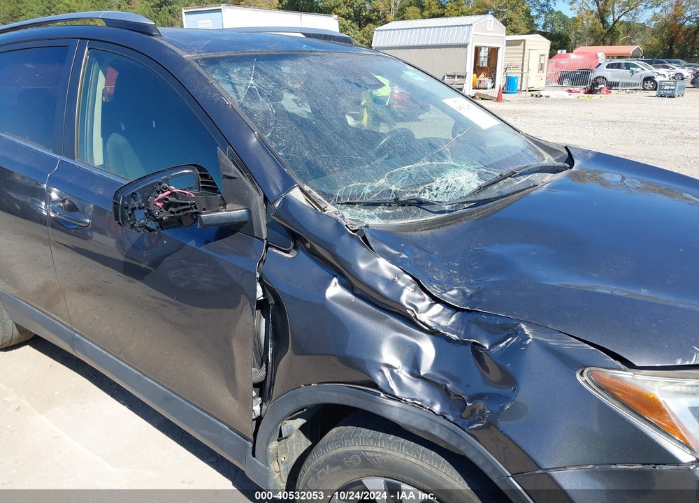 2017 TOYOTA RAV4 LE VIN: JTMZFREV7HJ135867