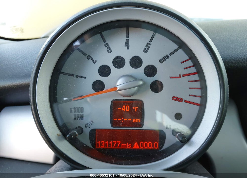 2008 MINI COOPER VIN: WMWMF33548TT64213