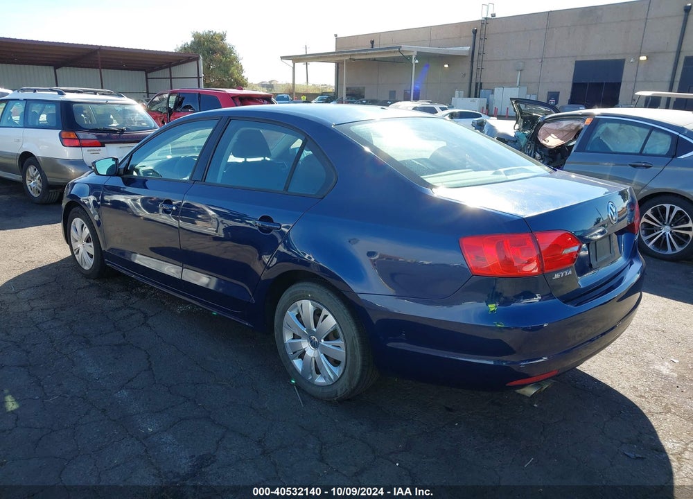 2011 VOLKSWAGEN JETTA 2.5L SE VIN: 3VWDZ7AJ0BM074121
