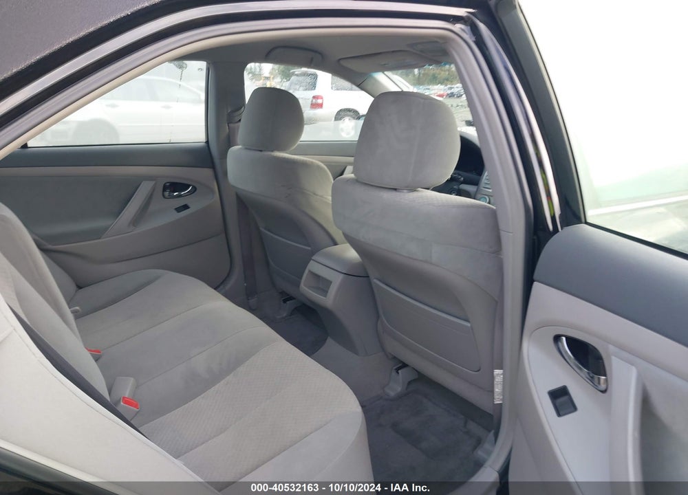 2009 TOYOTA CAMRY LE VIN: 4T1BE46K09U914583