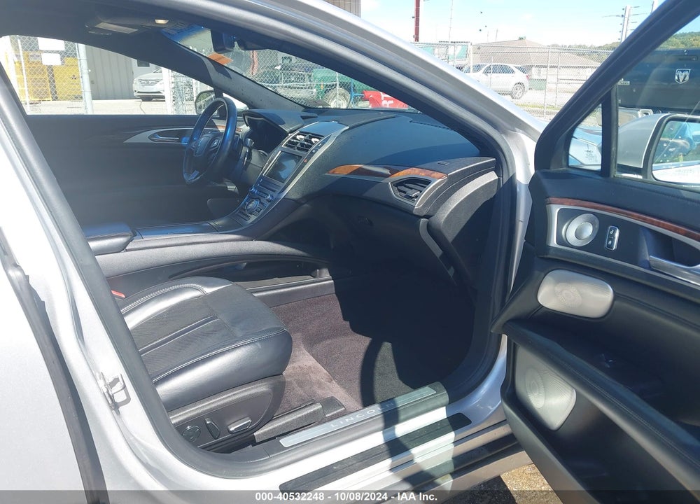 2017 LINCOLN MKZ RESERVE VIN: 3LN6L5E92HR604307