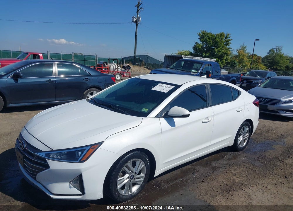 2020 HYUNDAI ELANTRA VIN: 5NPD84LF1LH569383