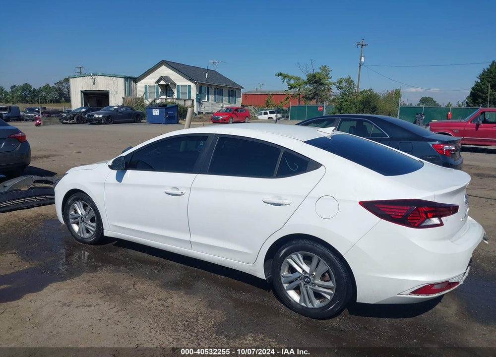 2020 HYUNDAI ELANTRA VIN: 5NPD84LF1LH569383