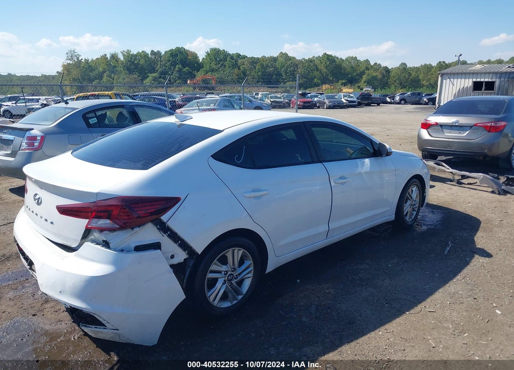 2020 HYUNDAI ELANTRA VIN: 5NPD84LF1LH569383