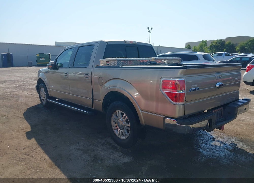 2011 FORD F-150 LARIAT VIN: 1FTFW1CT2BFB64323