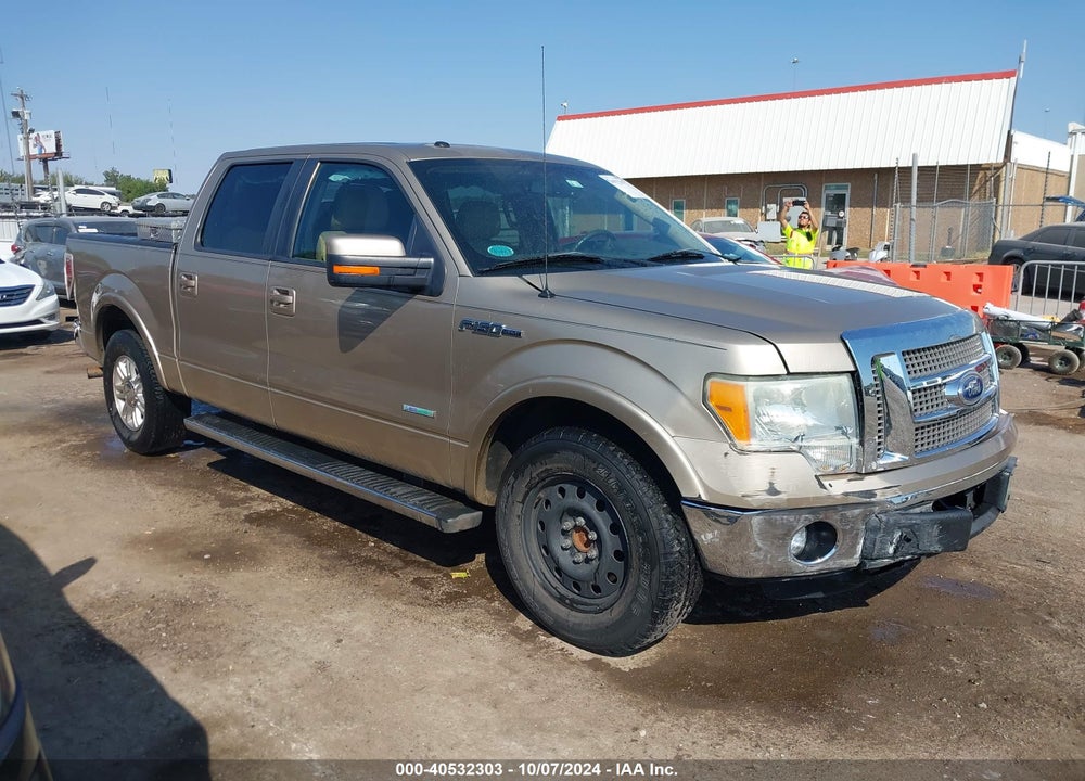 2011 FORD F-150 LARIAT VIN: 1FTFW1CT2BFB64323