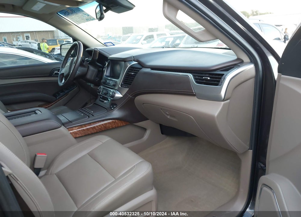 2017 CHEVROLET SUBURBAN PREMIER VIN: 1GNSKJKC0HR276046