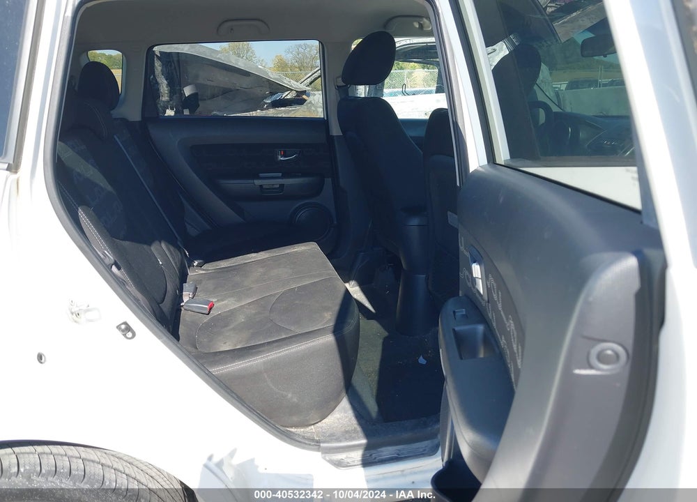 2012 KIA SOUL VIN: KNDJT2A60C7404714