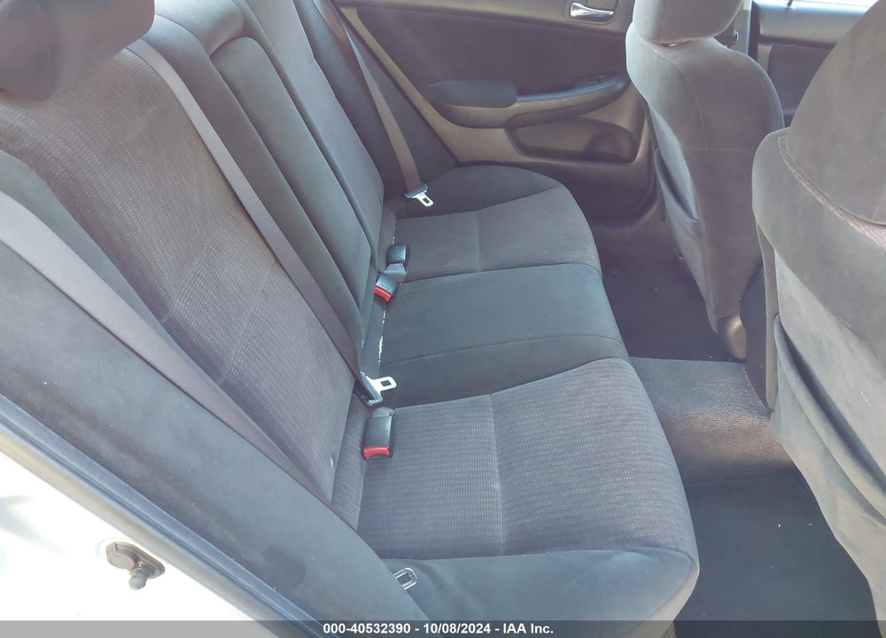 2005 HONDA ACCORD 2.4 LX VIN: 1HGCM56415A034301