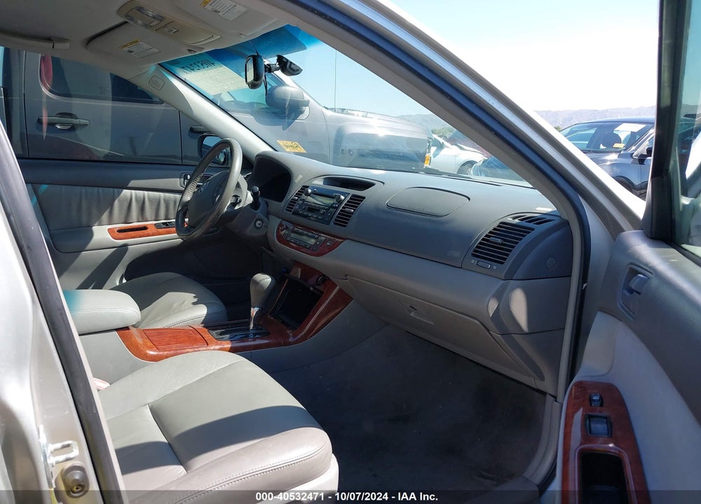 2005 TOYOTA CAMRY XLE VIN: 4T1BE30K55U512491