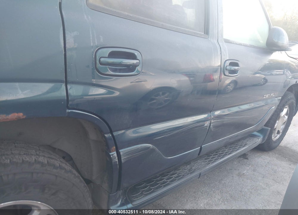 2005 GMC YUKON DENALI VIN: 1GKEK63U15J208301