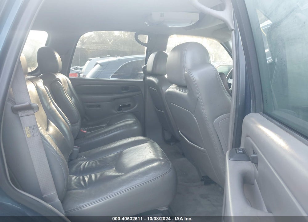 2005 GMC YUKON DENALI VIN: 1GKEK63U15J208301