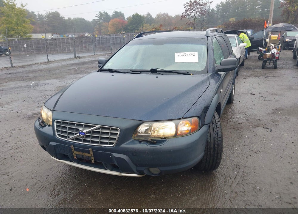 2003 VOLVO XC70 2.5T VIN: YV1SZ59H631105008