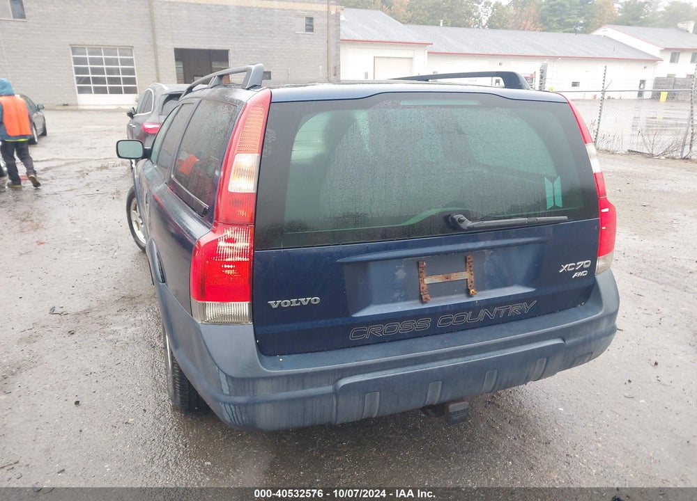 2003 VOLVO XC70 2.5T VIN: YV1SZ59H631105008