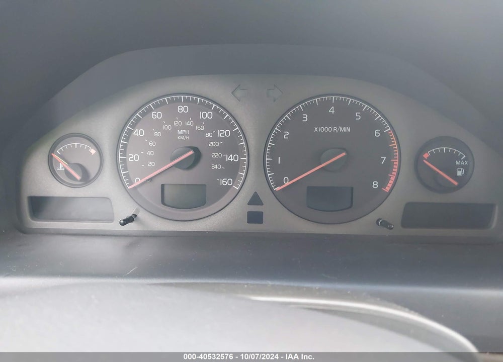 2003 VOLVO XC70 2.5T VIN: YV1SZ59H631105008