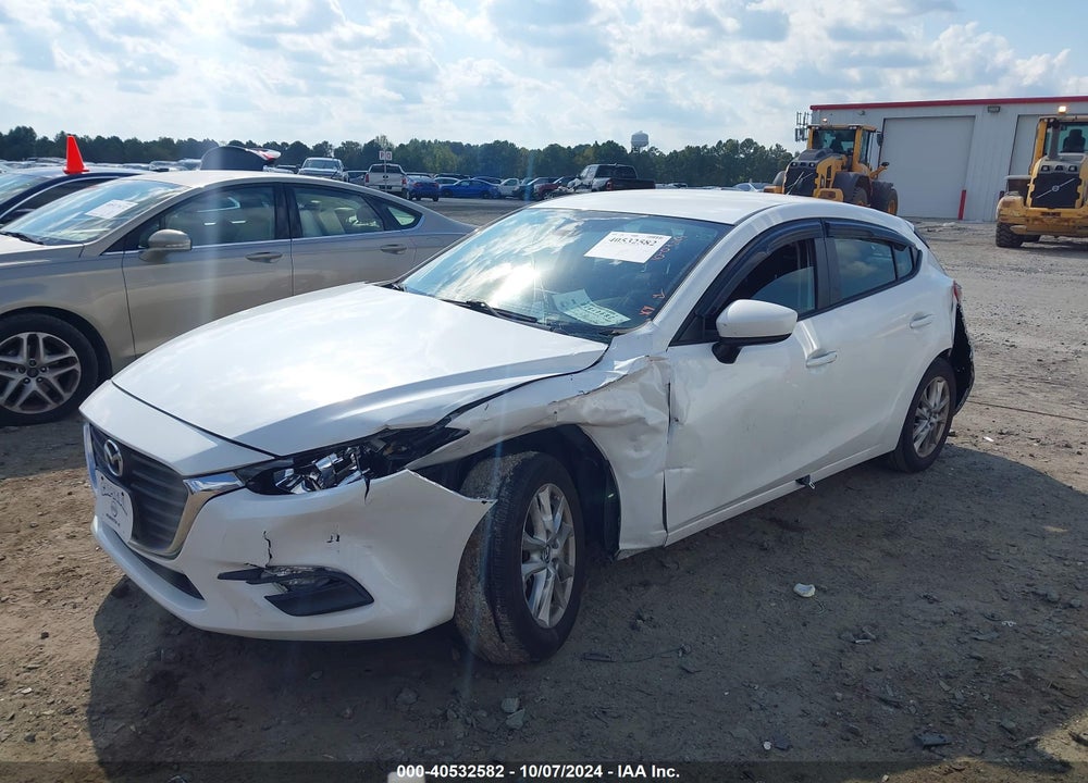 2018 MAZDA 3 SPORT VIN: 3MZBN1K74JM195929