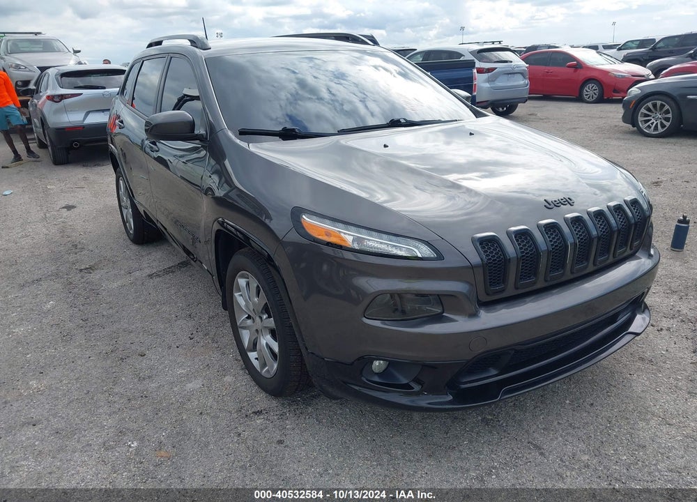 2018 CHEROKEE JEEP  LATITUDE TECH CONNECT FWD VIN: 1C4PJLCB4JD587985