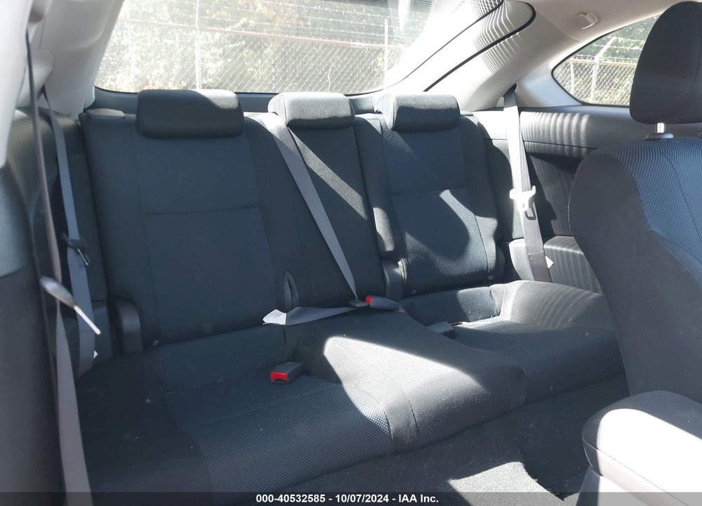 2005 SCION TC VIN: JTKDE177850042010